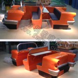 玻璃鋼雙排座椅卡通汽車(chē)驚艷現(xiàn)身河源巴登新城
