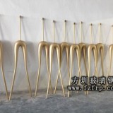 深圳艾柏圖定做大量玻璃鋼衣架