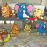 玻璃鋼卡通門頭雕塑形象可愛裝飾汕尾大廈