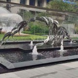 小區(qū)不銹鋼如魚得水抽象雕塑