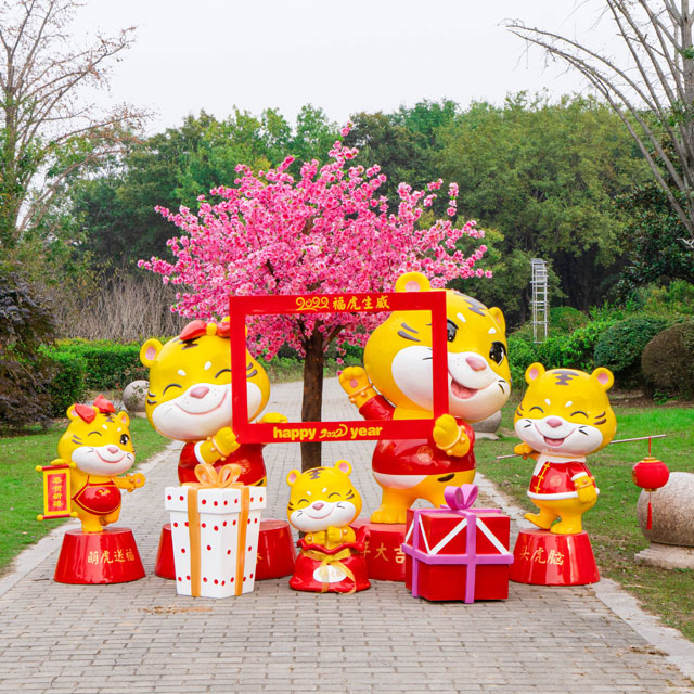 虎年生肖玻璃鋼卡通雕塑