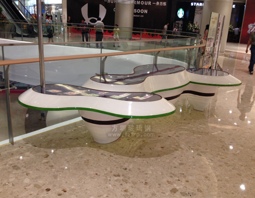 商場(chǎng)玻璃鋼展示臺(tái)