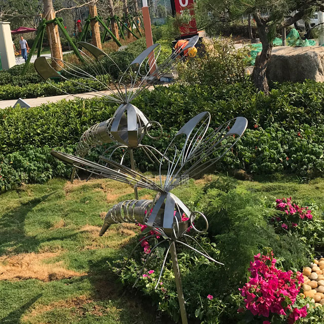 城市園林金屬蜻蜓景觀小品